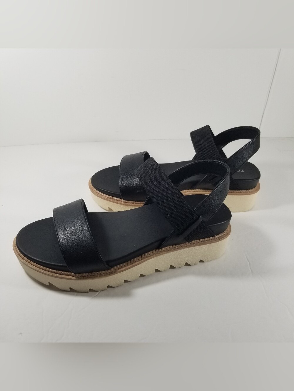 Torrid Sandals Women's 9.5WW Black Platform Stretch Strap Slingback - Picture 2 of 6